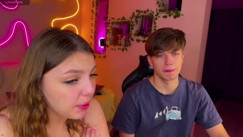 adrean_sofi online show from January 28, 2025, 5:35 pm