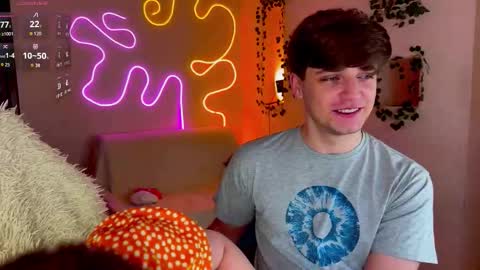 adrean_sofi online show from September 10, 2025, 1:27 am