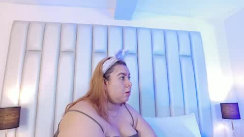 ANDREA PEREZ online show from April 28, 2026, 1:27 pm