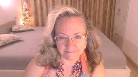 Snapshot of adrena_ chatting on May 5, 2026, 2:52 am Cryna online show from May 5, 2026, 2:52 am