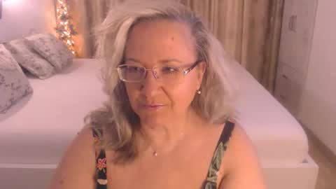 Snapshot of adrena_ chatting on May 6, 2026, 10:53 am Cryna online show from May 6, 2026, 10:53 am
