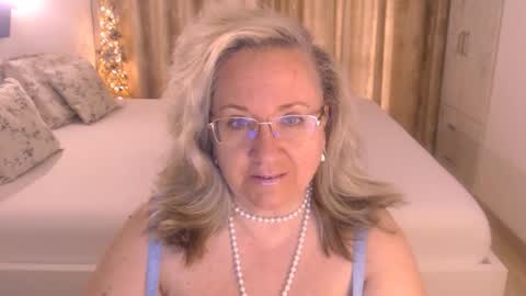 Snapshot of adrena_ chatting on May 8, 2026, 11:26 am Cryna online show from May 8, 2026, 11:26 am