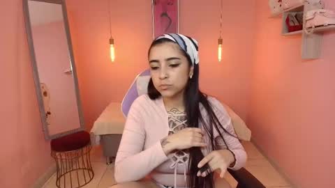 Adri  online show from January 19, 2026, 12:53 pm