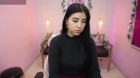 Snapshot of adri_gomez_1 chatting on July 30, 2026, 12:04 pm Adri online show from July 30, 2026, 12:04 pm