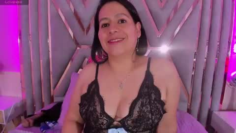 Snapshot of adri_rivera chatting on June 22, 2026, 9:34 pm ADRI online show from June 22, 2026, 9:34 pm