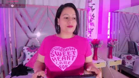Snapshot of adri_rivera chatting on July 6, 2026, 8:33 pm ADRI online show from July 6, 2026, 8:33 pm