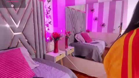 Snapshot of adri_rivera chatting on July 7, 2026, 8:24 pm ADRI online show from July 7, 2026, 8:24 pm