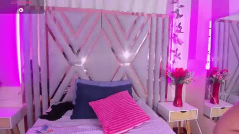 Snapshot of adri_rivera chatting on July 14, 2026, 9:09 pm ADRI online show from July 14, 2026, 9:09 pm