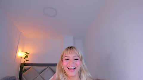 Snapshot of adria_ross chatting on February 1, 2025, 4:11 pm Adriana online show from February 1, 2025, 4:11 pm