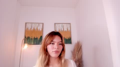 Adriana online show from June 19, 2026, 12:20 pm