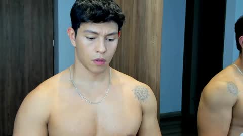 Adrian del Mar online show from May 2, 2026, 1:54 am