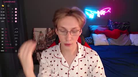 Adrian online show from January 27, 2025, 3:39 pm