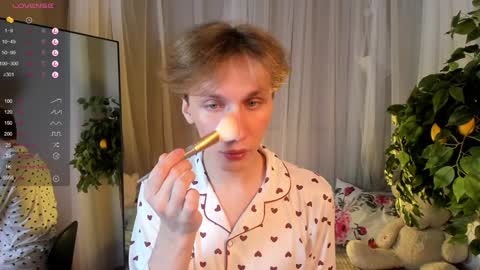 Adrian online show from January 30, 2025, 4:02 pm