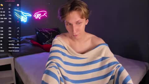 Adrian online show from March 1, 2025, 4:44 pm