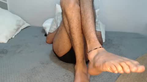 Adrian Falcon online show from April 18, 2026, 7:07 pm