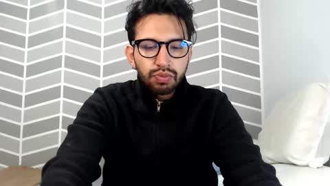 Snapshot of adrian_falcon chatting on June 1, 2026, 6:59 am Adrian Falcon online show from June 1, 2026, 6:59 am