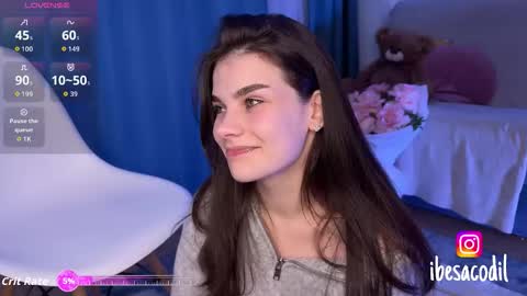 Adri online show from September 26, 2025, 9:30 pm