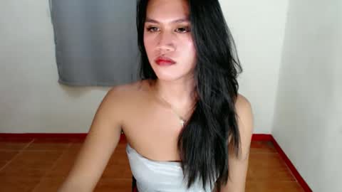 adriana_slutt online show from October 8, 2025, 1:14 am