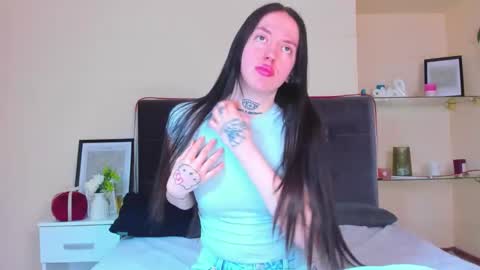 Adriana online show from March 16, 2026, 1:04 pm