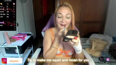 Snapshot of adrianapdes chatting on May 29, 2026, 11:52 am Adriana Paredes online show from May 29, 2026, 11:52 am