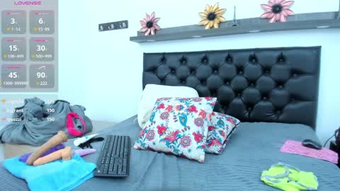 Snapshot of adrianasex_69 chatting on January 27, 2025, 9:34 am adriana online show from January 27, 2025, 9:34 am