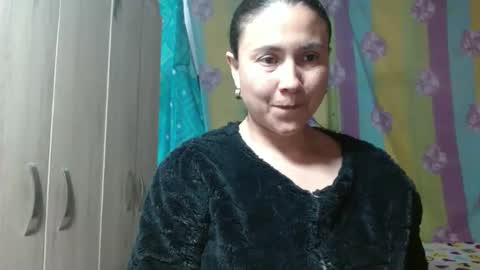 Snapshot of adrianatellez chatting on February 6, 2025, 5:51 pm Adriana Tellez online show from February 6, 2025, 5:51 pm