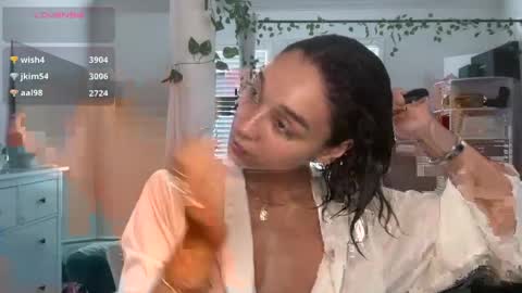 Adrianna  online show from April 30, 2026, 7:09 pm
