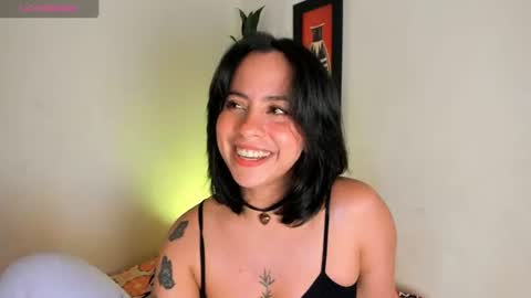 adrianny online show from July 31, 2026, 2:00 am