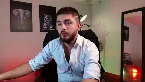 Snapshot of adrianwilliams_ chatting on February 14, 2025, 12:09 am Adrian Williams online show from February 14, 2025, 12:09 am