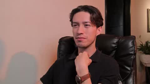 Snapshot of adrianwilliams_ chatting on November 12, 2025, 11:14 pm Adrian Williams online show from November 12, 2025, 11:14 pm