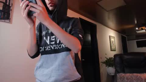 Snapshot of adrianwilliams_ chatting on November 25, 2025, 10:43 pm Adrian Williams online show from November 25, 2025, 10:43 pm