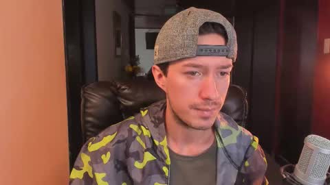 Snapshot of adrianwilliams_ chatting on January 11, 2026, 8:14 pm Adrian Williams online show from January 11, 2026, 8:14 pm