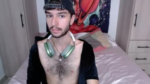 Snapshot of adrien_polo chatting on June 4, 2026, 9:21 pm adrien_polo online show from June 4, 2026, 9:21 pm