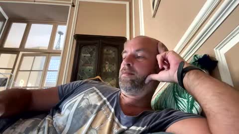 Snapshot of adrienfromparis chatting on February 24, 2025, 9:53 am adrienfromparis online show from February 24, 2025, 9:53 am