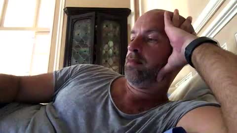 Snapshot of adrienfromparis chatting on October 17, 2025, 11:02 am adrienfromparis online show from October 17, 2025, 11:02 am