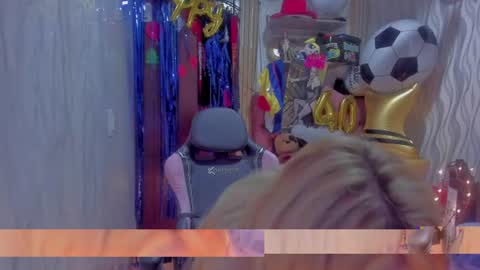 Snapshot of adriiana_fox_ chatting on July 4, 2026, 7:20 pm adriiana_fox_ online show from July 4, 2026, 7:20 pm