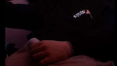 adrisex2002 online show from February 3, 2025, 12:14 pm