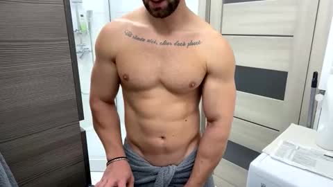 Mrrfitt online show from September 19, 2025, 7:43 am