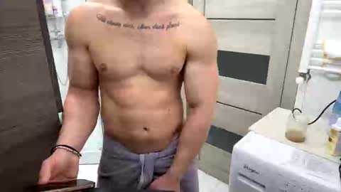 Mrrfitt online show from March 12, 2026, 1:17 pm