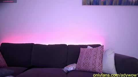 Snapshot of ady_w_o_w chatting on January 10, 2025, 6:53 am Ada online show from January 10, 2025, 6:53 am