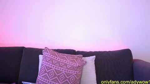 Snapshot of ady_w_o_w chatting on March 10, 2025, 10:59 am Ada online show from March 10, 2025, 10:59 am