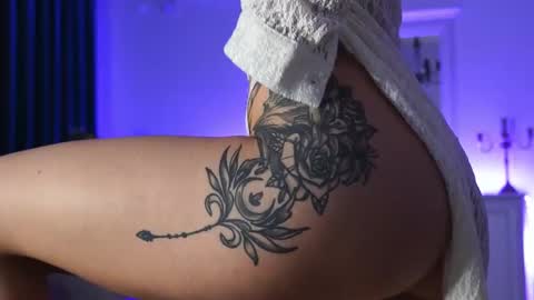 Snapshot of aelia_anara chatting on February 6, 2026, 6:11 pm Aelia online show from February 6, 2026, 6:11 pm