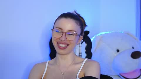 Snapshot of aelia_anara chatting on March 10, 2026, 6:24 pm Aelia online show from March 10, 2026, 6:24 pm