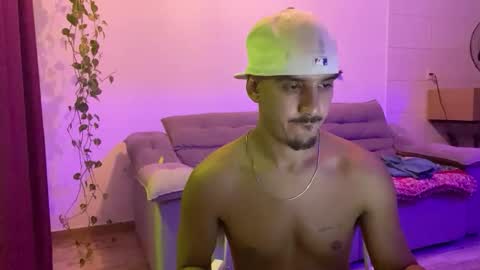 Snapshot of aelucius chatting on January 10, 2026, 2:02 am Luci online show from January 10, 2026, 2:02 am