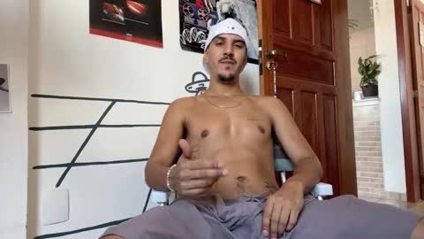 Snapshot of aelucius chatting on January 14, 2026, 4:12 pm Luci online show from January 14, 2026, 4:12 pm