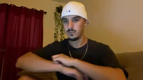 Snapshot of aelucius chatting on March 11, 2026, 3:23 am Luci online show from March 11, 2026, 3:23 am