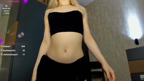 Snapshot of aeries_steel chatting on December 13, 2024, 2:16 pm Aeries online show from December 13, 2024, 2:16 pm