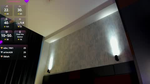 Snapshot of aeries_steel chatting on December 25, 2024, 9:13 am Aeries online show from December 25, 2024, 9:13 am