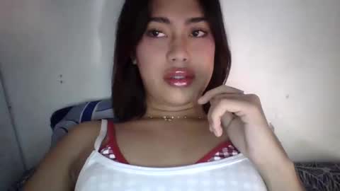 aeshamargaux online show from March 16, 2026, 5:44 am