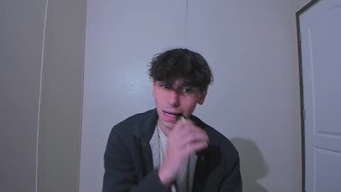 Snapshot of aesus3x chatting on January 6, 2025, 4:13 pm Niko online show from January 6, 2025, 4:13 pm